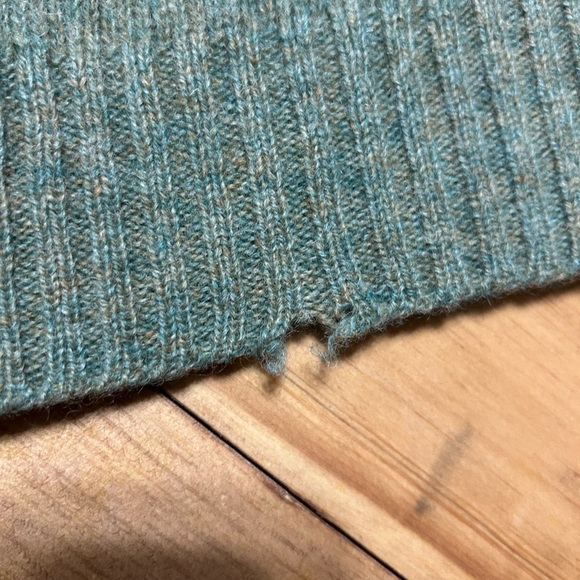 Vintage Women’s Clansman Scottish Shetland 100% Wool Sweater size L Green. - Picture 10 of 11